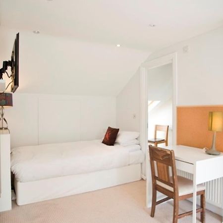 Veeve House Tennyson Road Kilburn Ξενοδοχείο Λονδίνο Εξωτερικό φωτογραφία